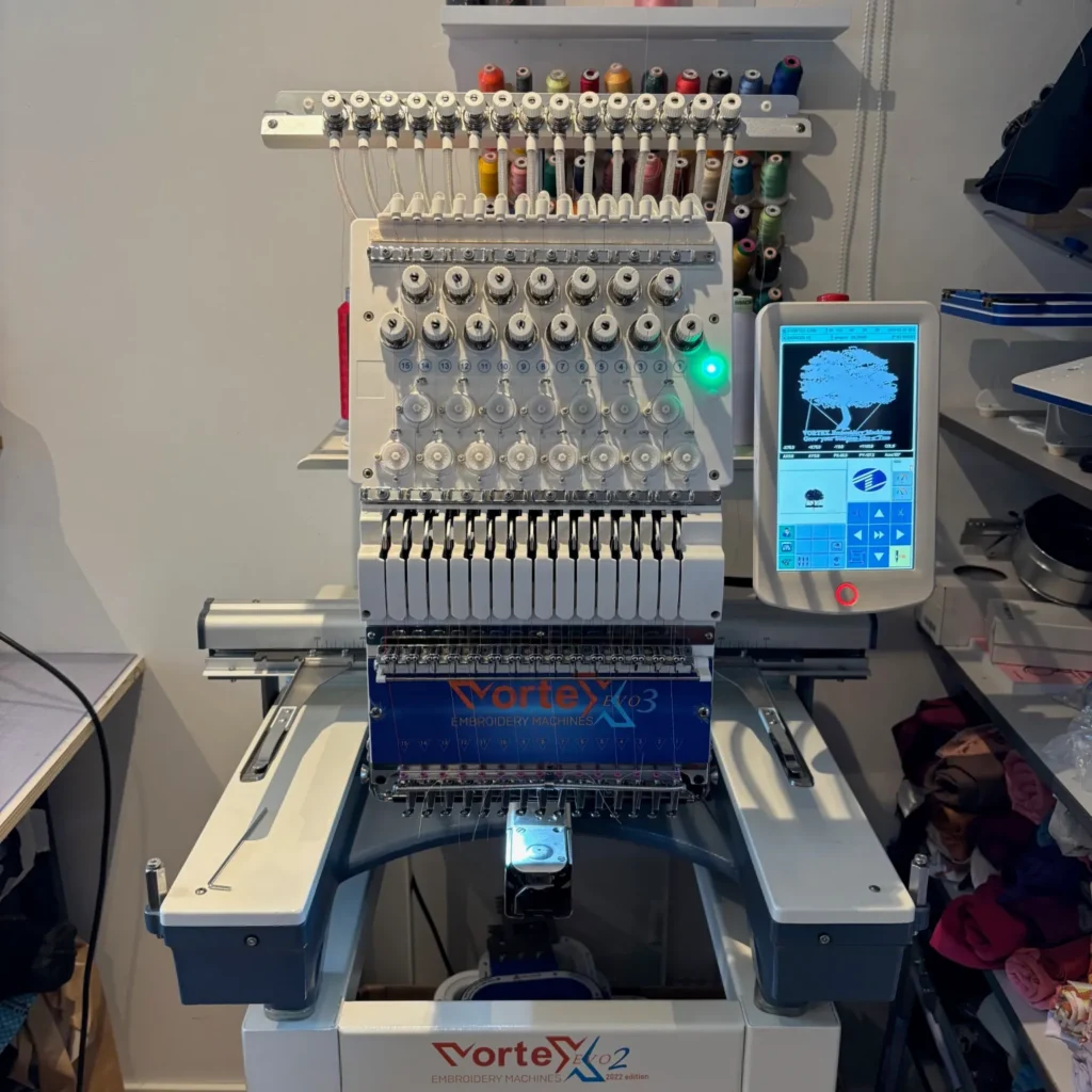 Borduurmachine voor het maken van gepersonaliseerde borduurcadeaus